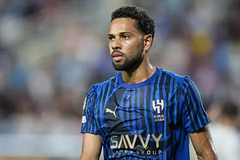 الهلال يدرس رحيل لودي في الصيف